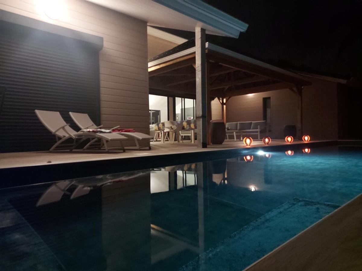 Le Petit Paradis Sainte-Rose Exterior photo